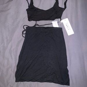 OH POLLY double layered scoop neck 2 piece